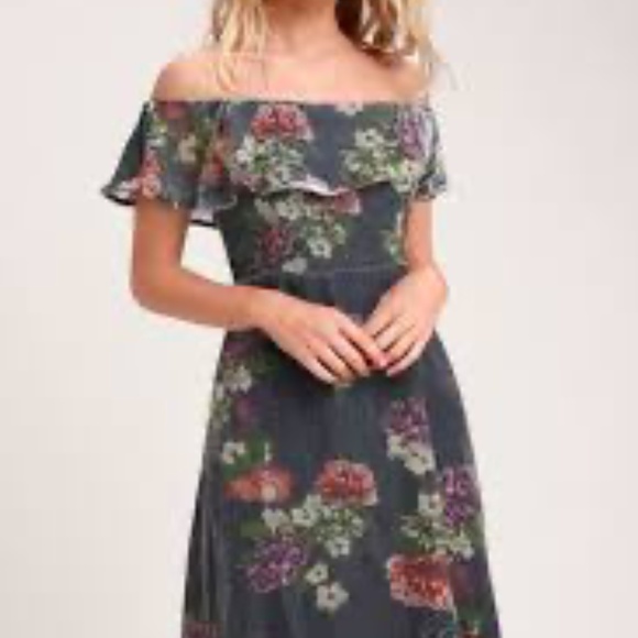 Lulu's NWT Gray Velvet Burnout Floral Dress Size Large - Picture 2 of 8
